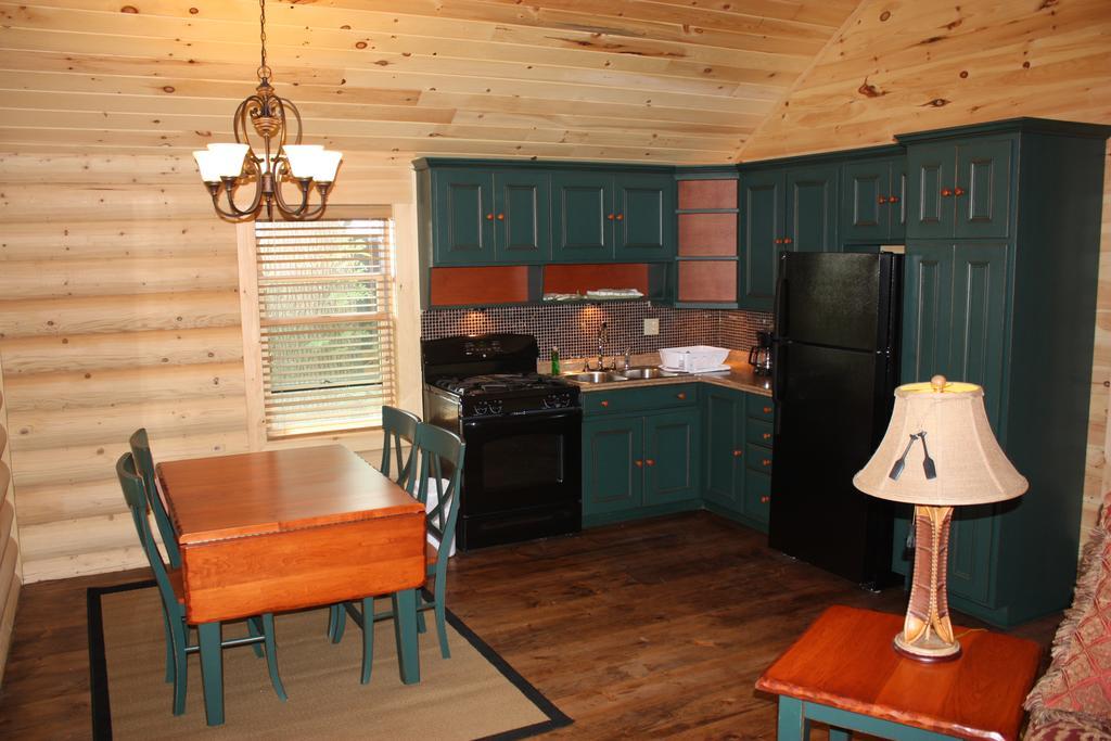Lake Parlin Lodge & Cabins West Forks Rom bilde
